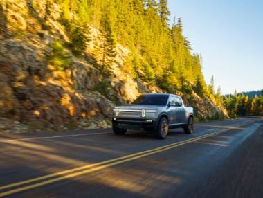 Amazon и GM инвестират в конкурент на Tesla