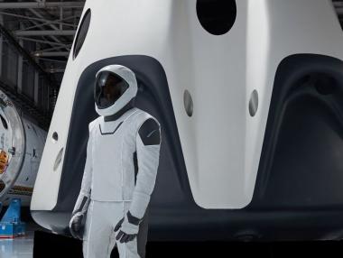SpaceX ще изпрати в космоса женски манекен в тестов полет за НАСА