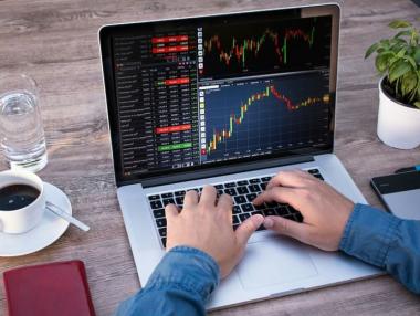 Слаб край на седмицата за световните борси