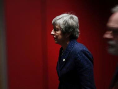 Мей вероятно ще загуби контрол върху Brexit в сряда