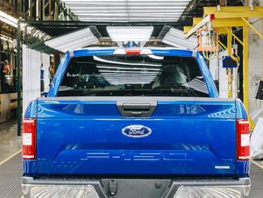 Ford ще затвори три завода в Русия