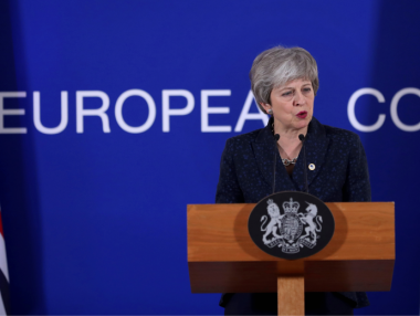 Планът на Мей за Brexit влиза за трети път в парламента