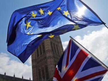 Какво прогнозират големите банки след поредното отлагане на Brexit