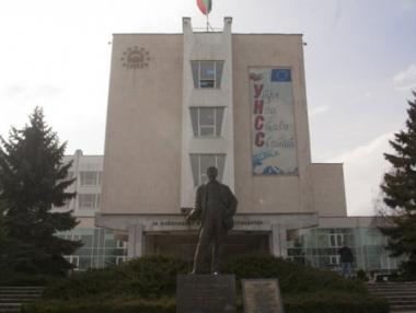 УНСС плаши с фалит заради забавени държавни пари