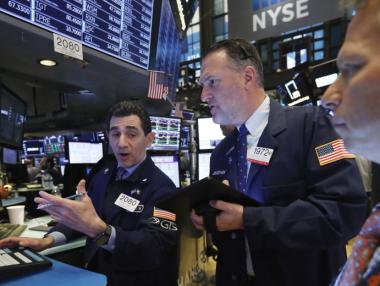Успехът на Уолстрийт донесе нови рекорди за S&P500 и NASDAQ