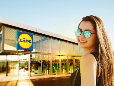 Lidl стартира платената си лятна програма за ученици