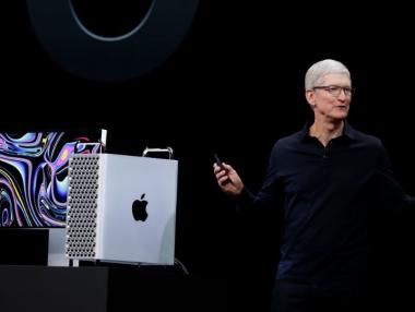 Apple представи новата iOS 13 с dark mode