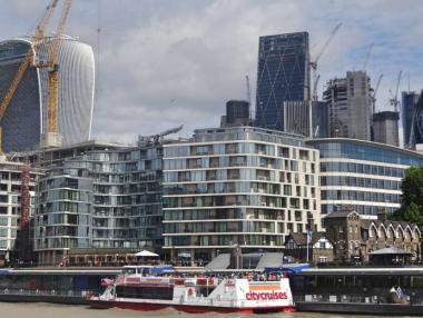 Британският пазар на труда остава стабилен преди Brexit