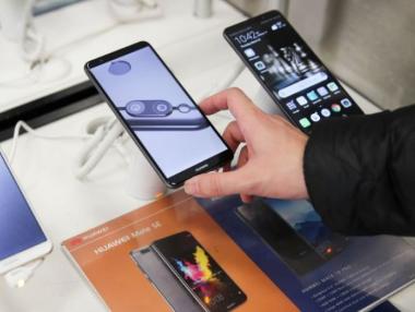 Huawei  започна да патентова операционната си система по света