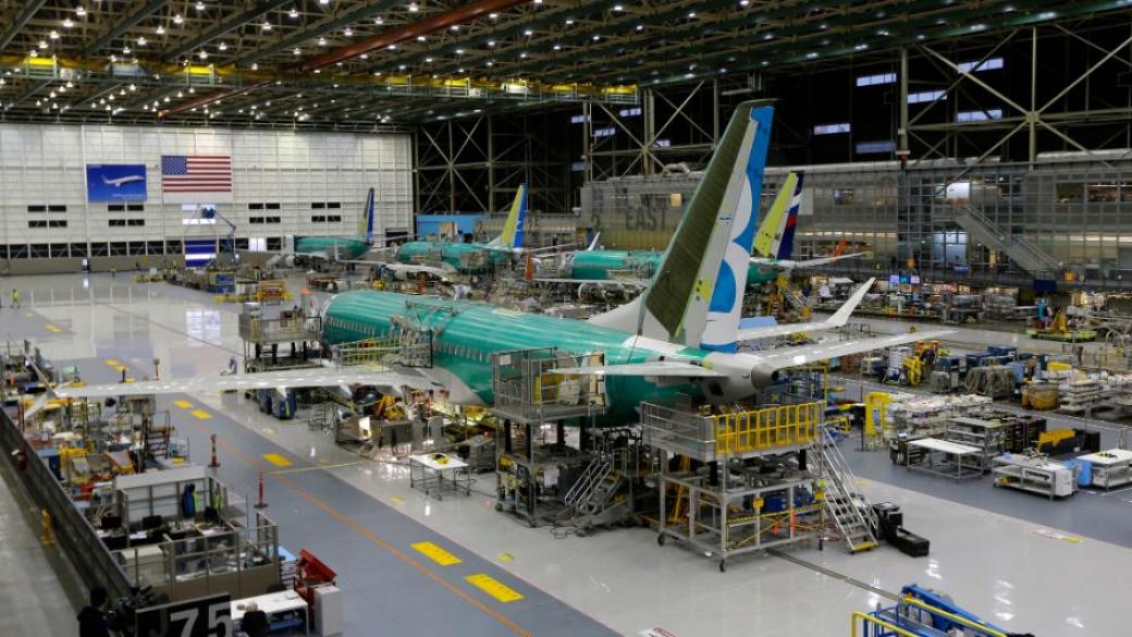 Boeing намери първи купувач за „заземения“ 737 Max