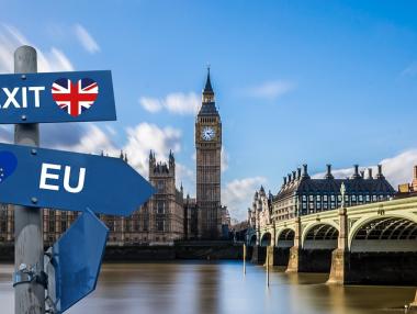 Близо 700 хил. европейци ще останат във Великобритания след Brexit