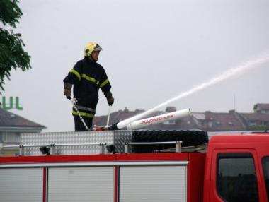 МВР спешно търси 79 пожарникари за 20 области в страната