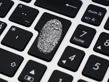 ФБР планира да засили следенето в социалните мрежи