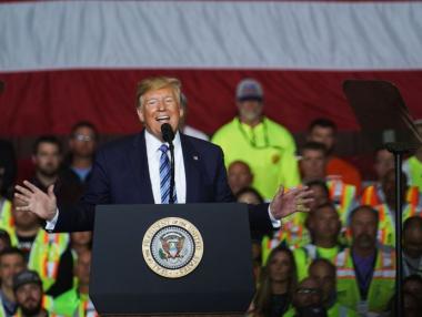 Тръмп потвърди, че отново ще се яви на избори с Майк Пенс