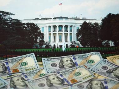 Бюджетният дефицит на САЩ ще достигне $1 трлн. догодина