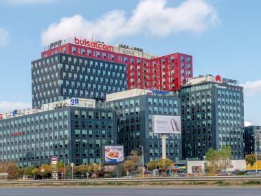 Британският финтех Tide открива офис в София със 100 служители