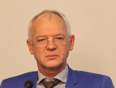 Велев: За индустрията кризата вече дойде