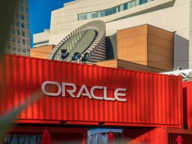 Oracle ще наеме 2 хил. нови служители