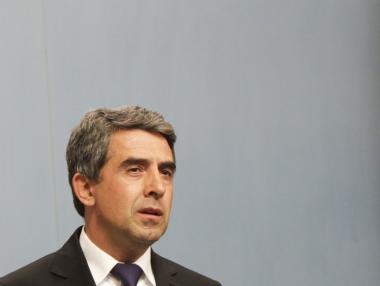 Плевнелиев: България подобрява параметрите на офертата си към Volkswagen