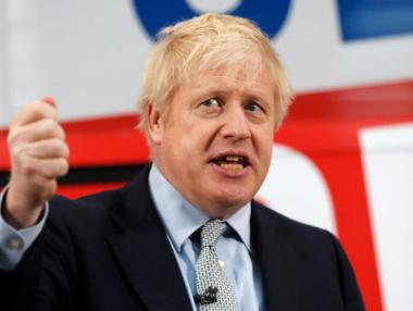 Джонсън отлага намаляването на корпоративния данък