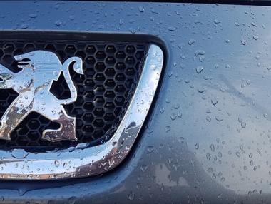 Делото на GM няма да „взриви“ сливането на Fiat Chrysler с Peugeot