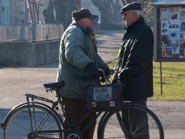 Минималната пенсия ще бъде 250 лв. от 1 юли