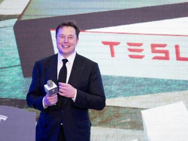 Tesla вече е по-скъпа от General Motors и Ford заедно