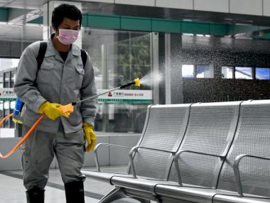 Медици от Хонконг настояват за затваряне на границата с континентален Китай