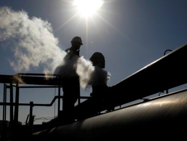 Заради коронавируса петролът може да потъне до над 2-годишно дъно