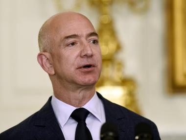 За 11 дни Джеф Безос е продал акции на Amazon за $4.1 млрд.