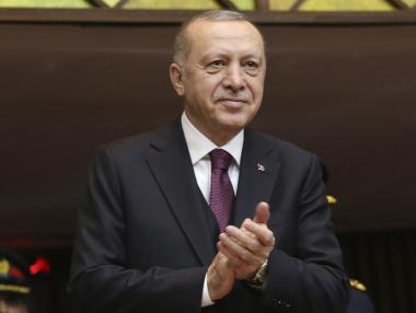Ердоган е напът да срине още повече турската лира
