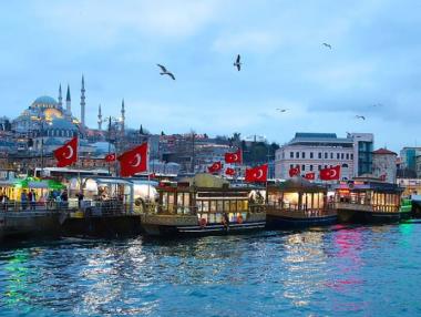 Коронавирусът и Сирия потопиха турската лира до 9-месечно дъно