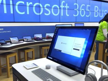Microsoft изтри $90 млрд. от стойността си за ден