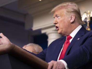 Тръмп отново притиска Фед да намали лихвите