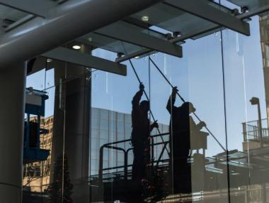 САЩ запазват солидна заетост в разгара на коронавируса