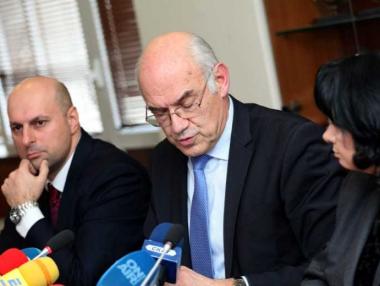 КЕВР обявява с колко окончателно ще поевтинеят газ и парно