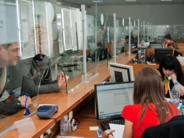 Близо 13 хил. човека в България са останали без работа за седмица