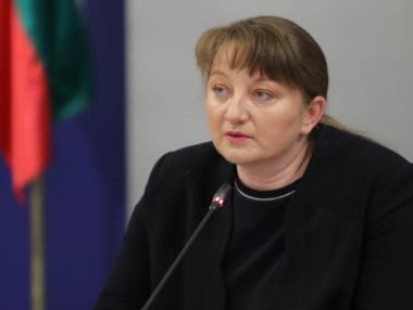 Сачева: Плащанията по схемата „60/40“ ще започнат от 16 април
