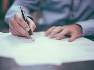 12 банки ще отпускат безлихвен заем до 4500 лв. на безработните