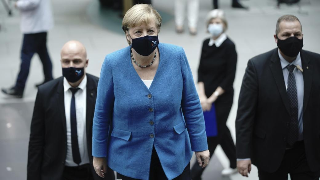 Меркел алармира за влошаване на коронакризита 