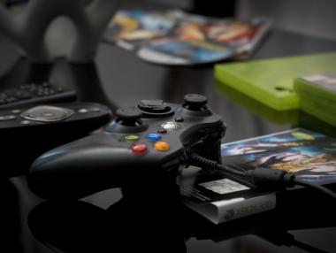 Microsoft се опълчва на Sony в облачния гейминг
