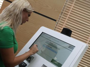 Още една компания иска да влезе в бизнеса с тол такси в България