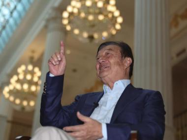 Основателят на Huawei: Някои политици в САЩ искат да ни „убият“