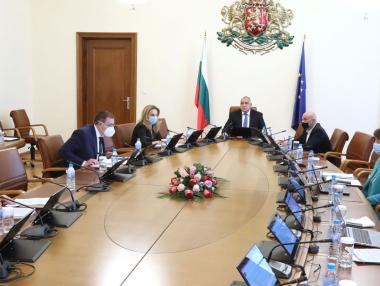 Здравното министерство ще даде 14 млн. лв. за спорния ремдесивир