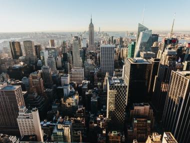 Американската икономика дава признаци на слабо възстановяване