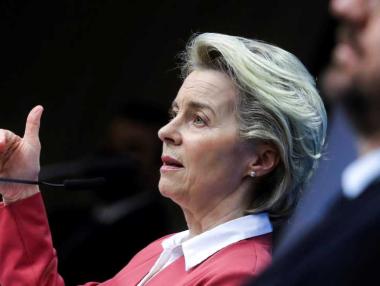 Фон дер Лайен: Ваксинационният паспорт ще е като IBAN