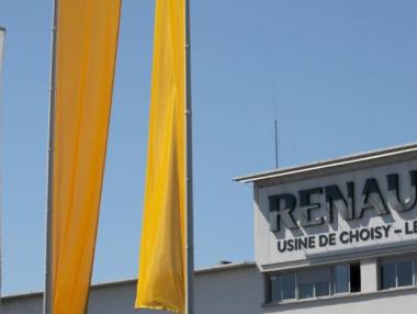 Renault продава дела си в Daimler