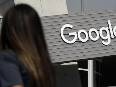Италианският регулатор глоби Google със 102 млн. евро