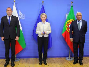 Радев: България е най-заинтересована от бързия прогрес на Северна Македония