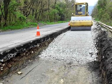 Напредва ремонтът на 7.7 км от пътя между Берковица и Монтана